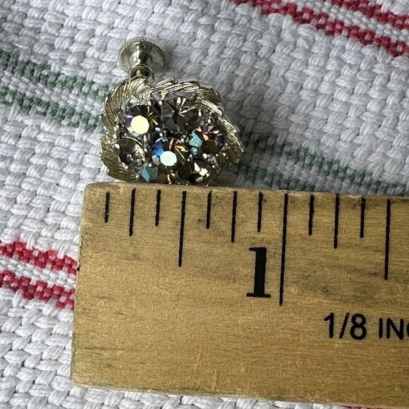 VTG Lisner Bloom Flower Earrings 0.75" Blue Aurora Borealis Crystals Signed MCM - Picture 7 of 7